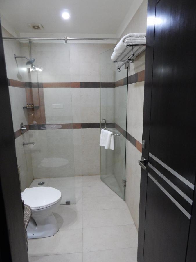 Hotel The Marque Матура Екстериор снимка